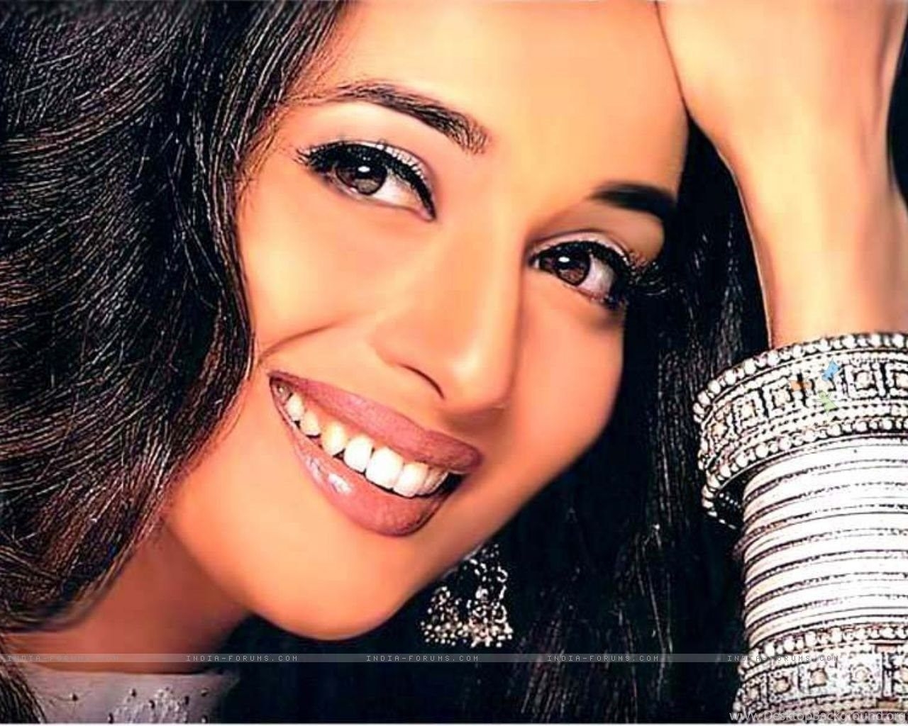 1280x1030 Wallpaper Madhuri Dixit Size: Desktop Background, Desktop