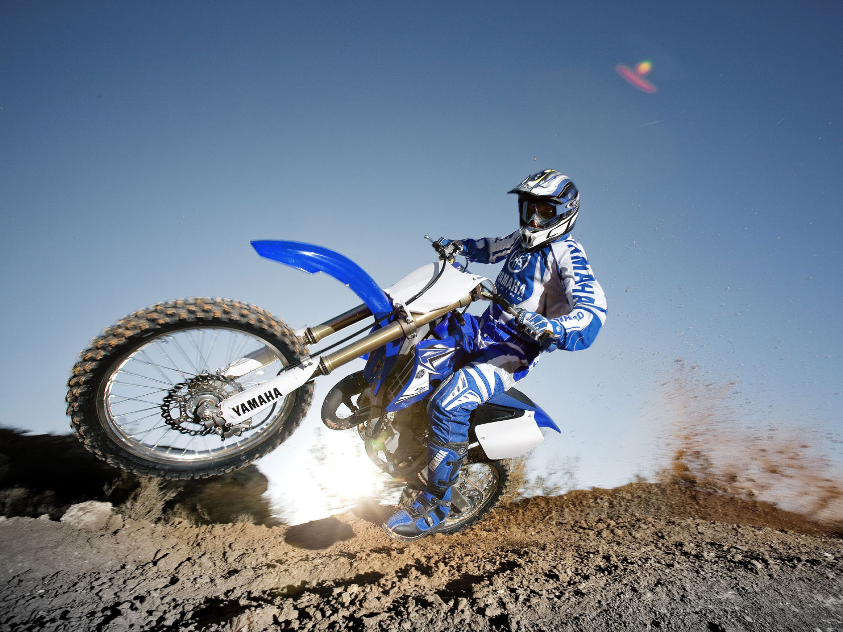 1680x1260 Yamaha, Yz 2 stroke Wallpaper HD / Desktop and Mobile Background, Desktop