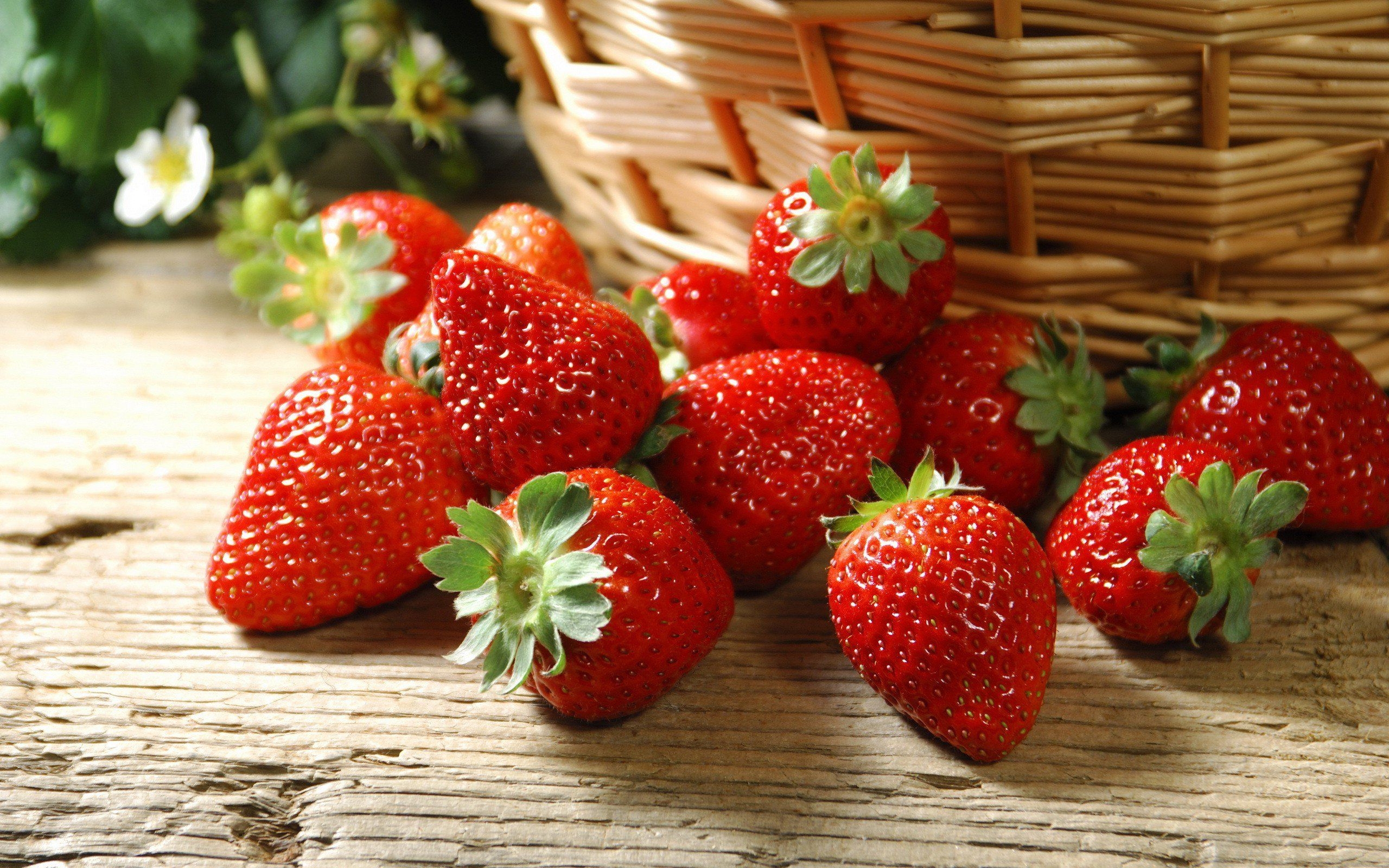 2560x1600 Strawberry Wallpaper. Strawberry, Desktop