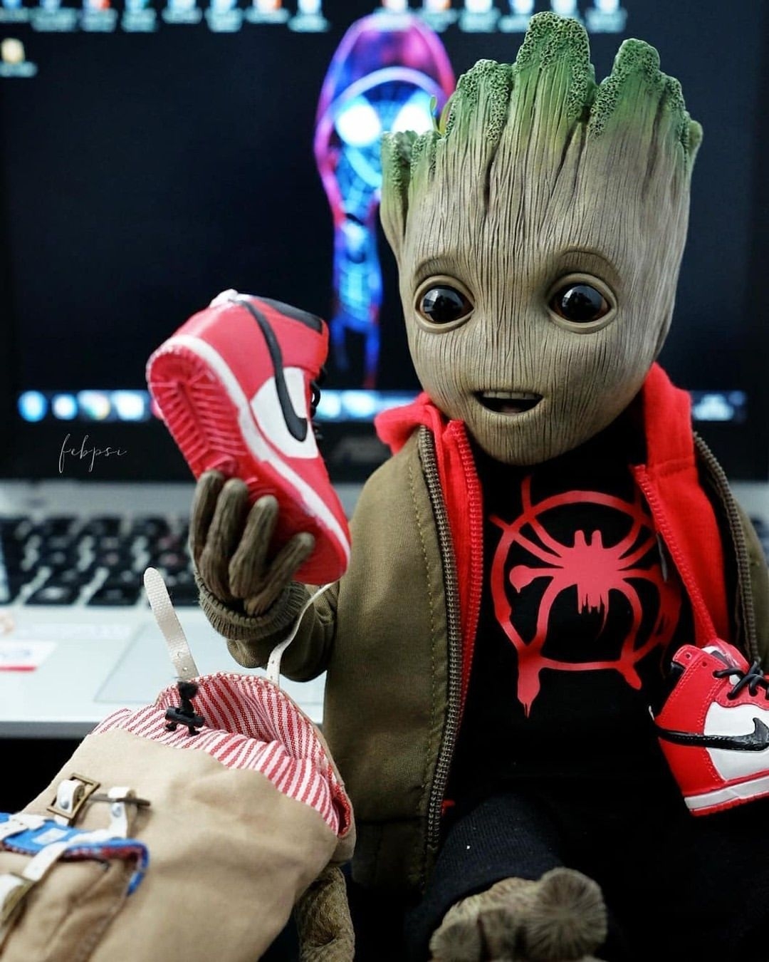 1080x1350 Baby Groot became a spider? Name Him!, Phone