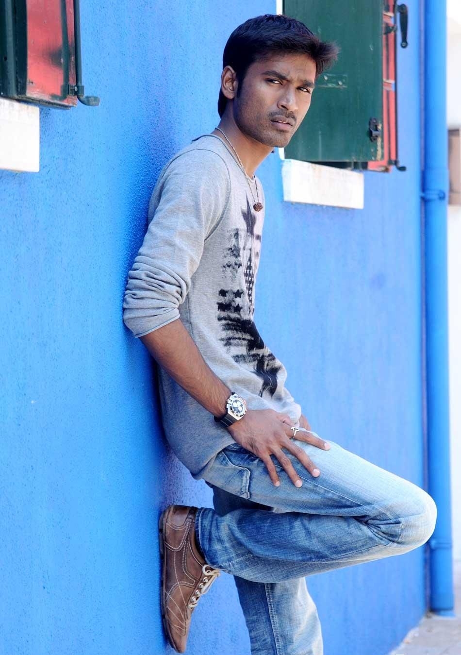 950x1350 Download Actor Dhanush HD Image Download, Phone