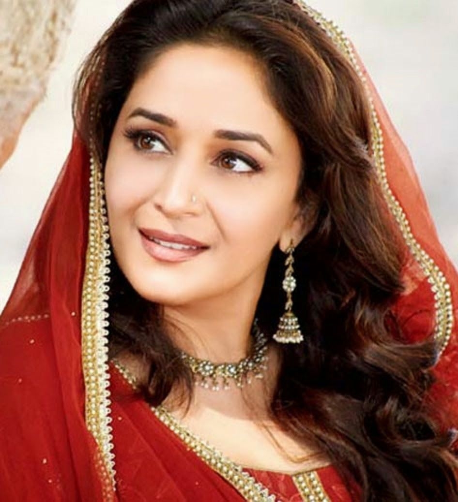 950x1040 FREE ALL HD WALLPAPERS DOWNLOAD: Bollywood Actress Madhuri Dixit Wallpaper, Phone