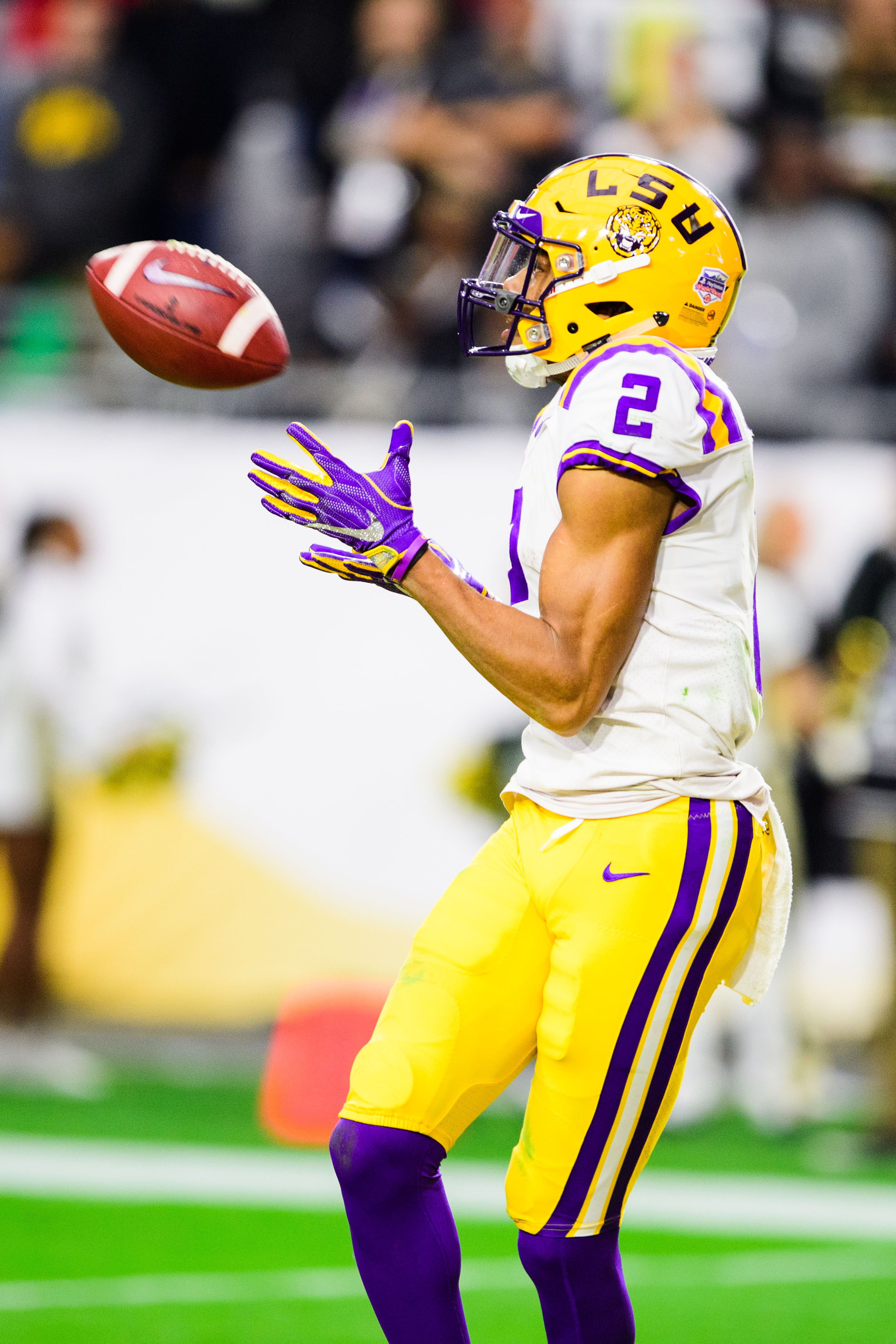 2480x3720 Justin 'Jets' Jefferson continues his family legacy at LSU after storming onto the scene last season - [225], Phone