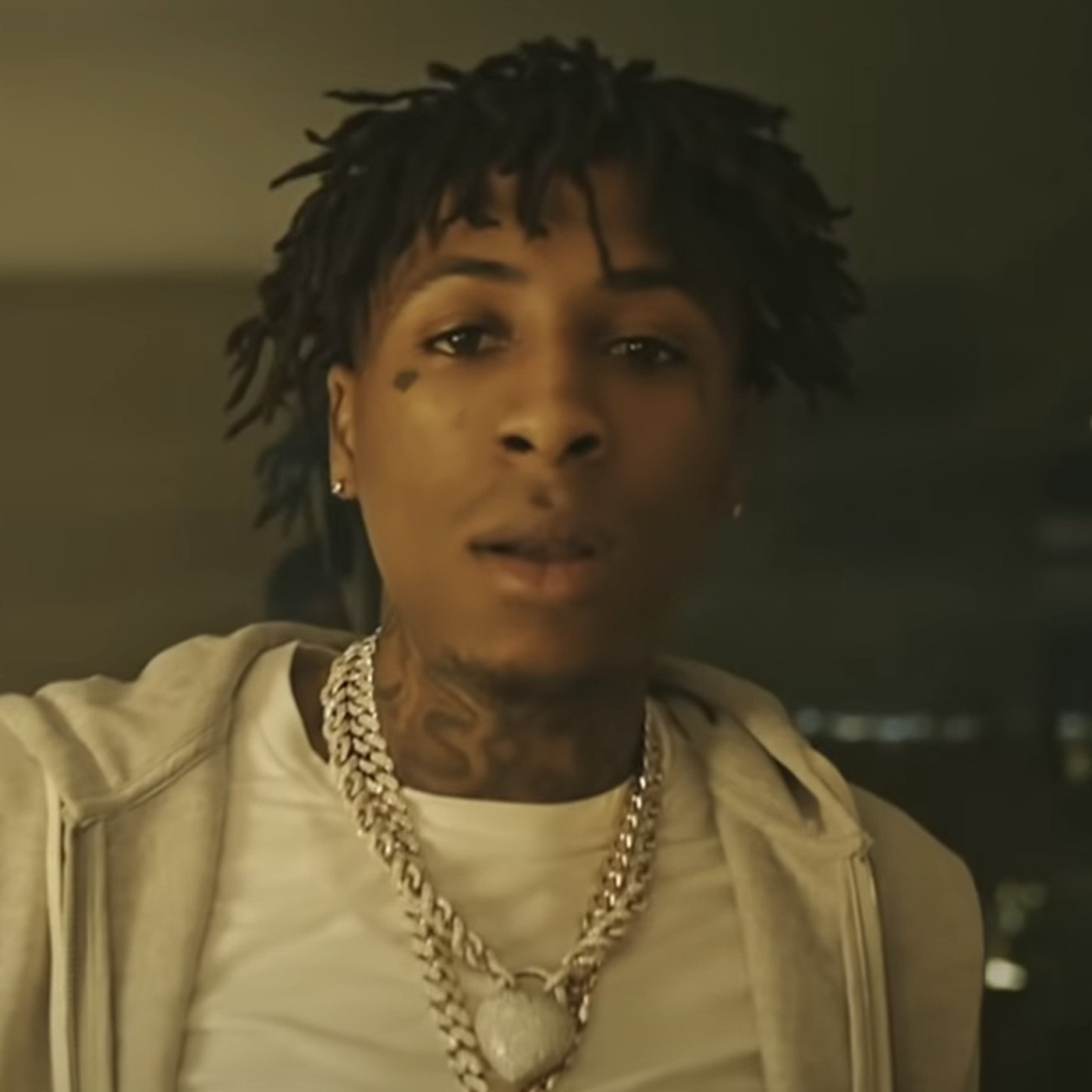 1400x1400 YoungBoy Never Broke Again drops off new visual for “I Ain't Scared”, Phone