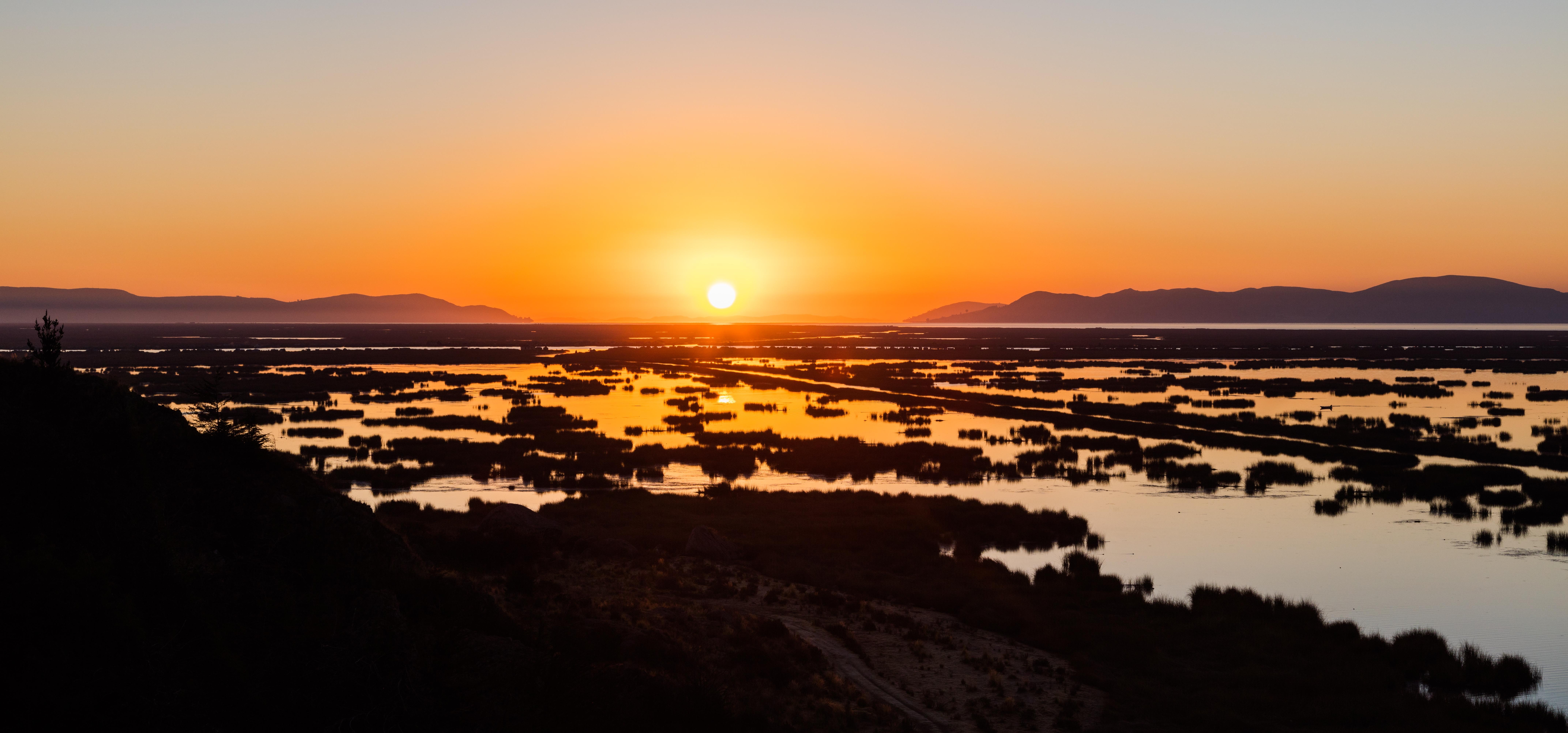 8580x4010 Amanecer En El Lago Titicaca, Puno, Perú, 2015 08 DD, Dual Screen