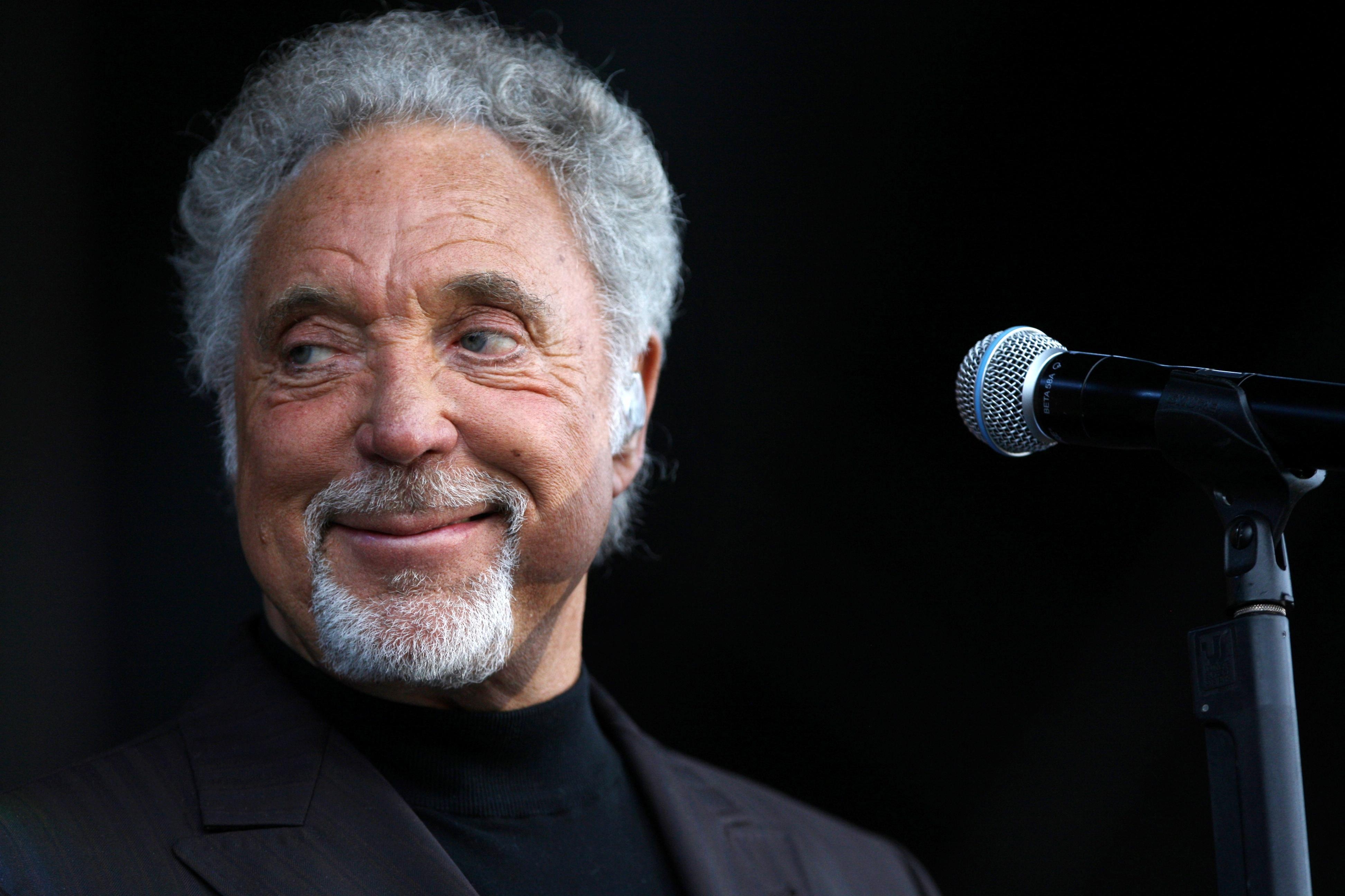 3890x2600 Tom Jones Wallpaper Image Photo Picture Background, Desktop