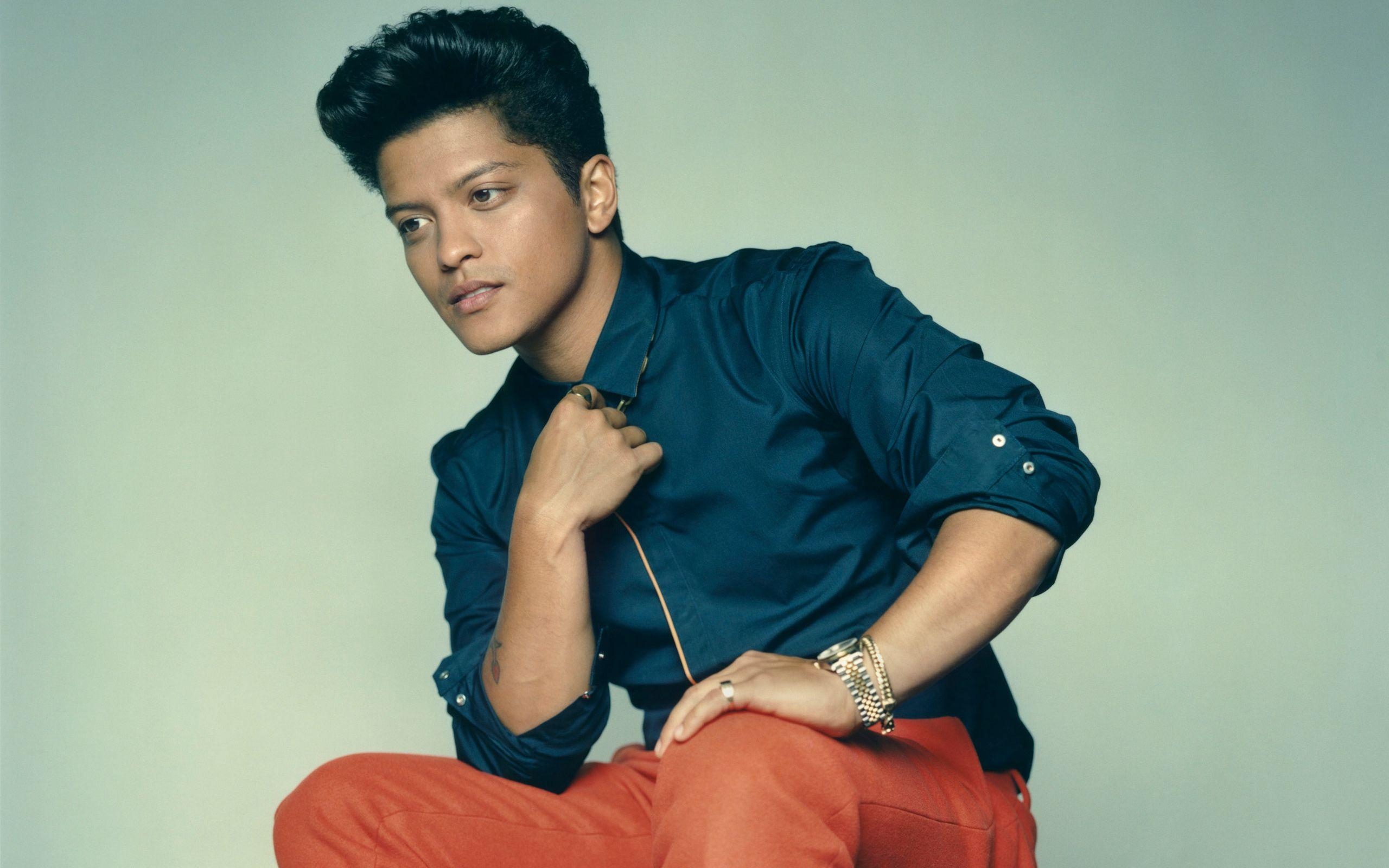 2560x1600 Awesome Bruno Mars HD Wallpaper Free Download, Desktop