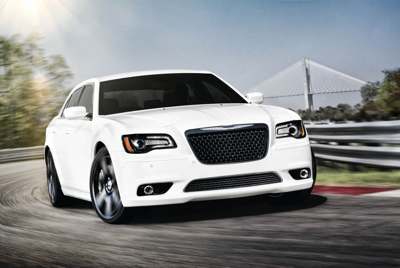 1280x860 Chrysler 300 SRT8 Picture, Photo, Wallpaper, Desktop