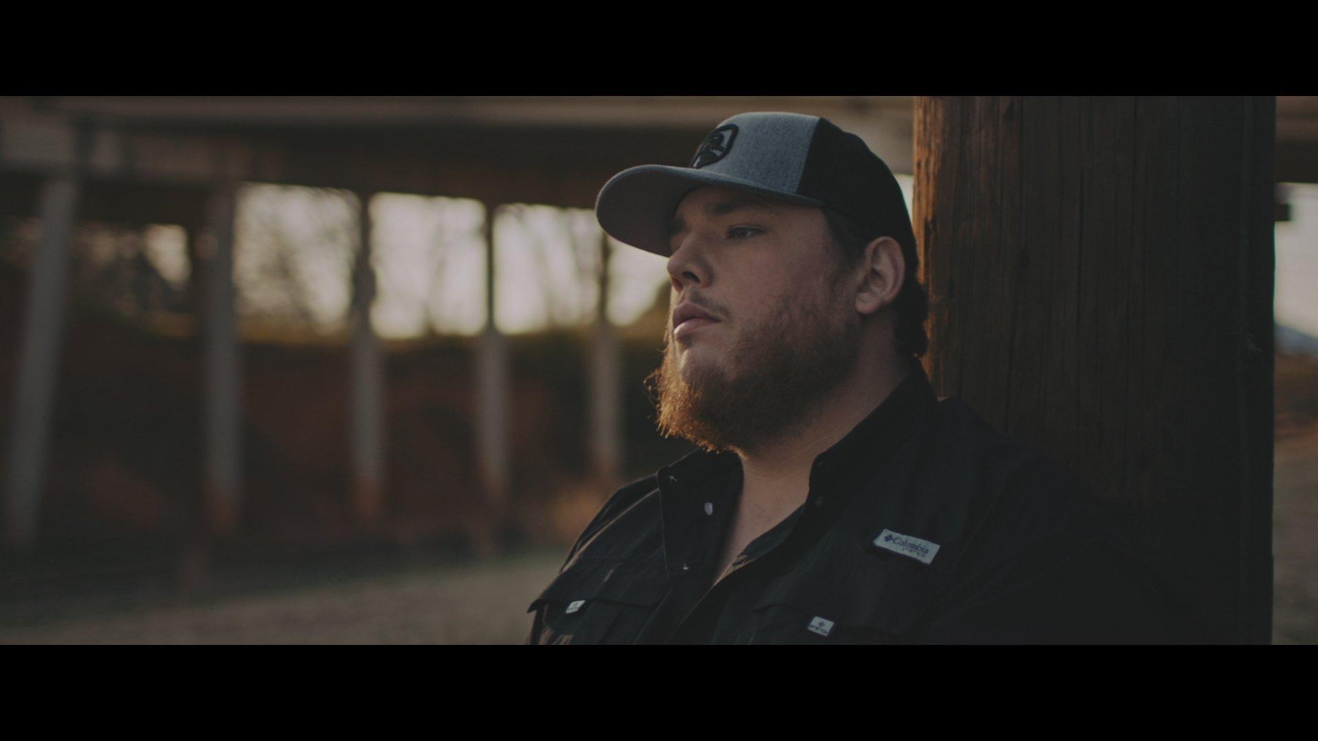 1920x1080 Luke Combs Number Away, Desktop