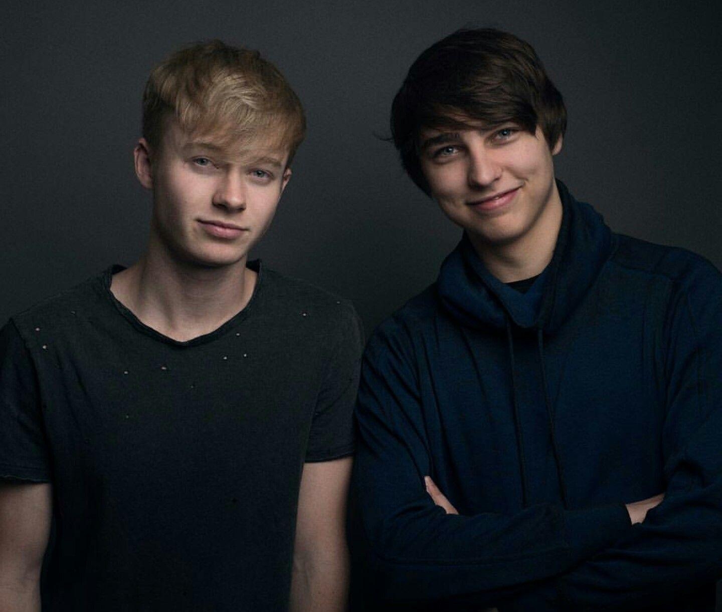 1440x1230 Sam And Colby Wallpaper, Desktop