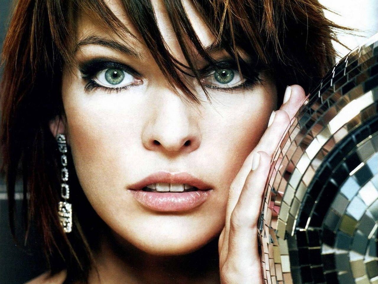 1280x960 Milla Jovovich Wallpaper Wallpaper Inn, Desktop