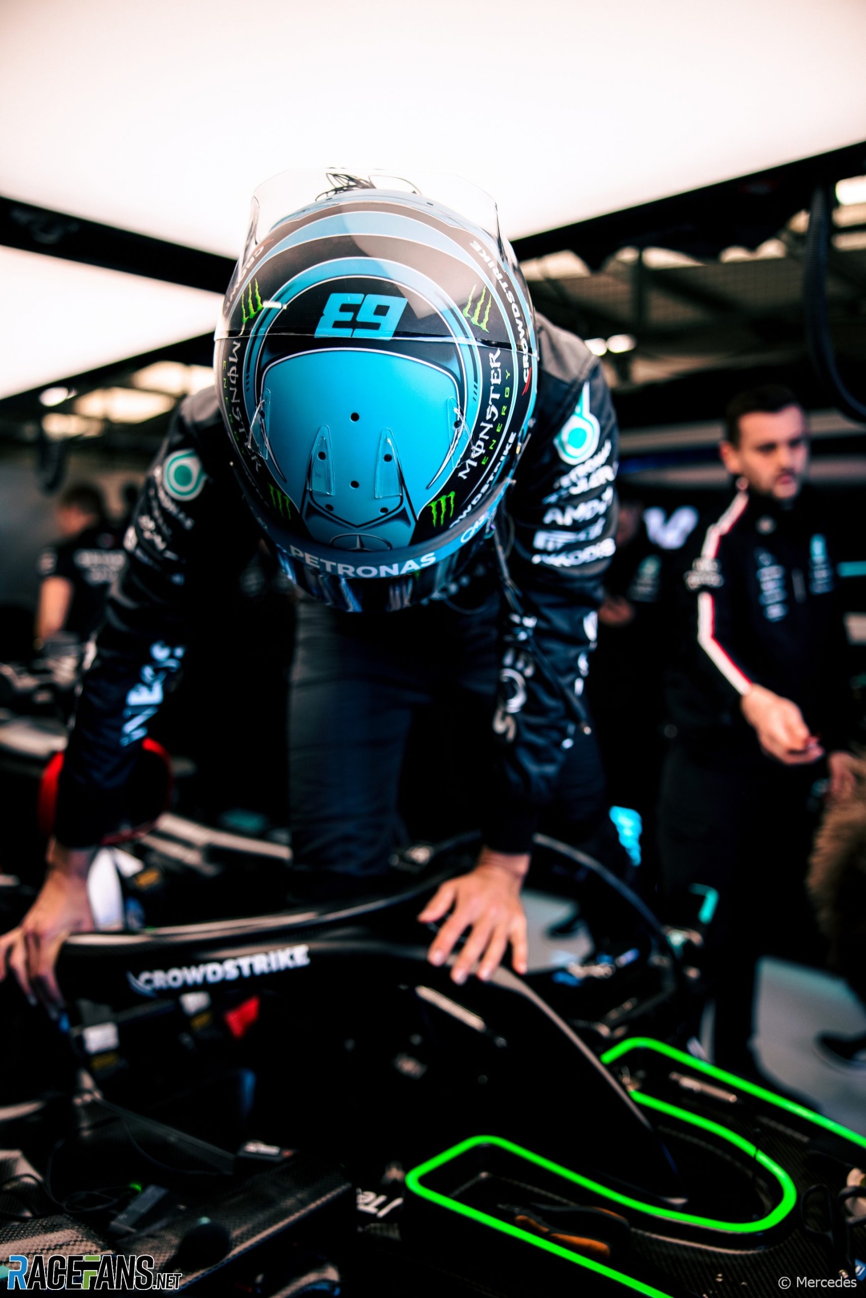 1710x2560 George Russell, Mercedes, Silverstone, 2023 · RaceFans, Phone