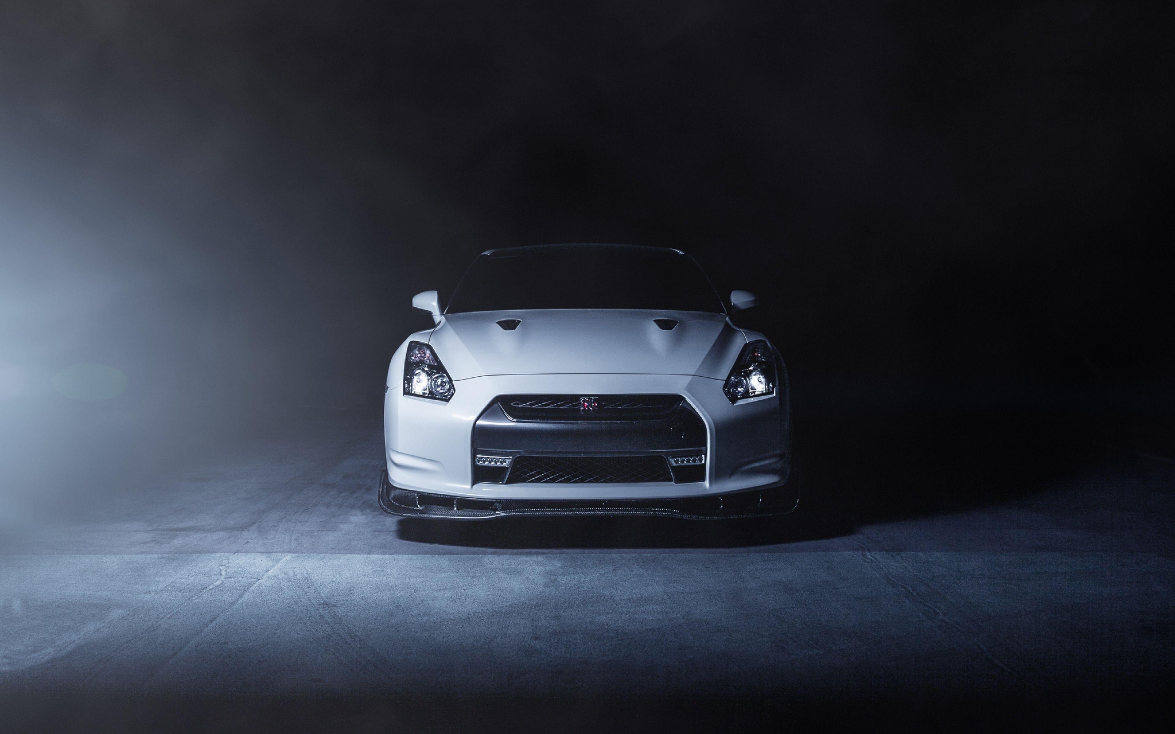 3840x2400 Nissan GTR R35 Wallpaper, Desktop