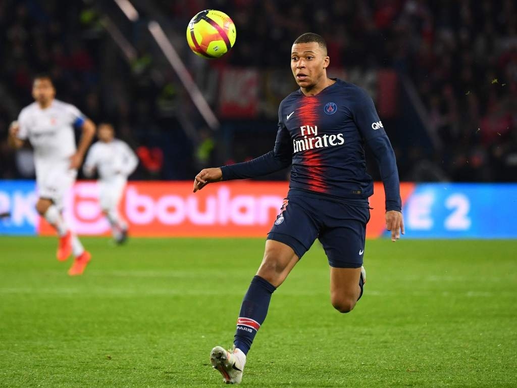 1030x770 Paris Saint Germain Sporting Director Discusses Kylian, Desktop