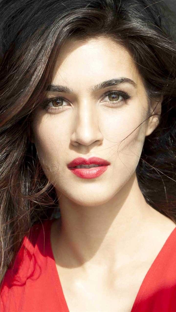 720x1280 Kriti Sanon Wallpaper for Android, Phone