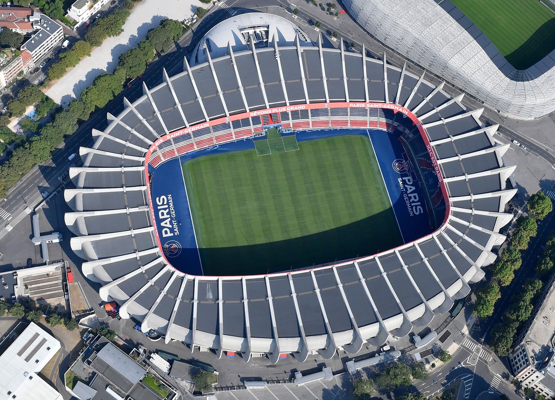 1800x1300 Architect of the Iconic Parc des Princes Has Died, Desktop