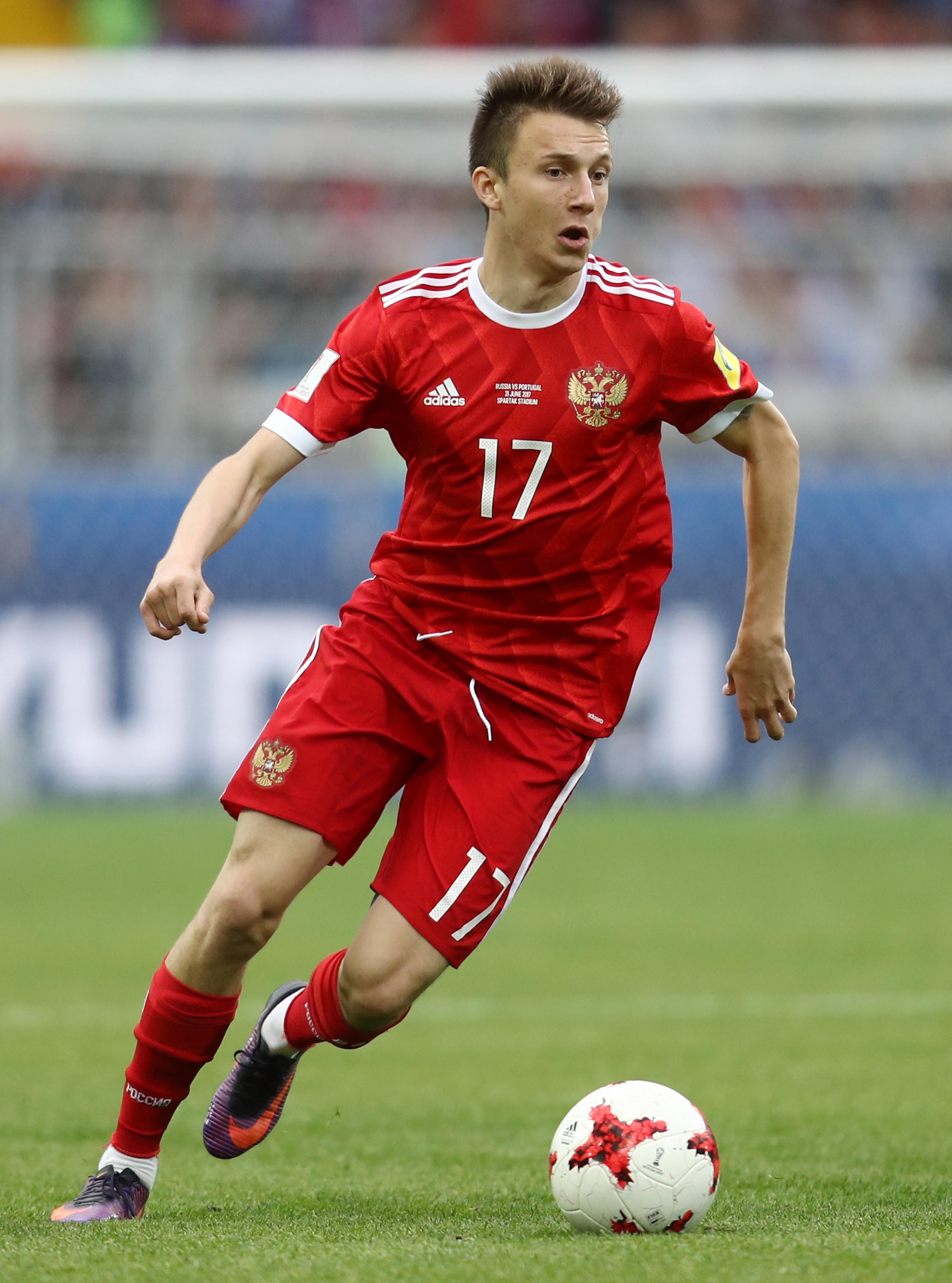 3500x4720 Aleksandr Golovin (Russia) International Football, Phone