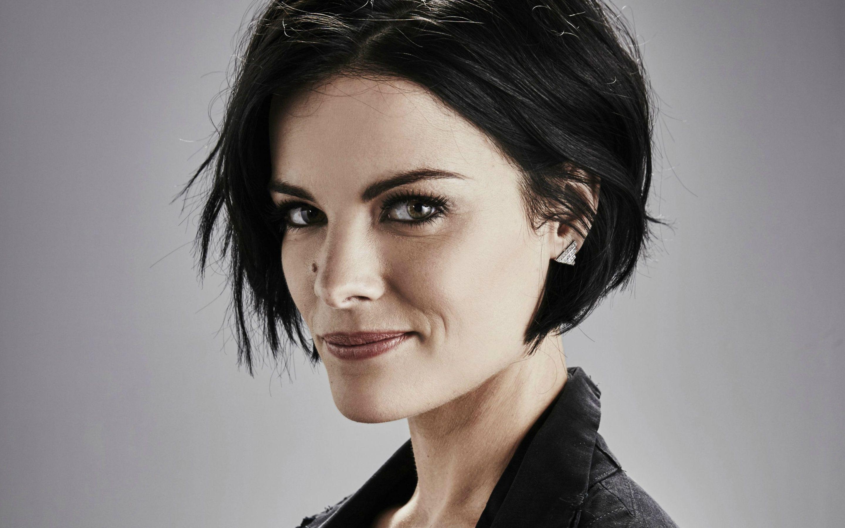 2880x1800 Jaimie Alexander in 'Blindspot' wallpaper, Desktop