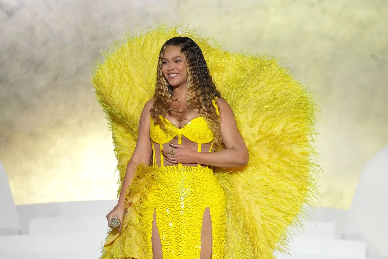 1590x1060 Beyoncé Tour 2023: How to Get Presale Tickets for Renaissance, Desktop