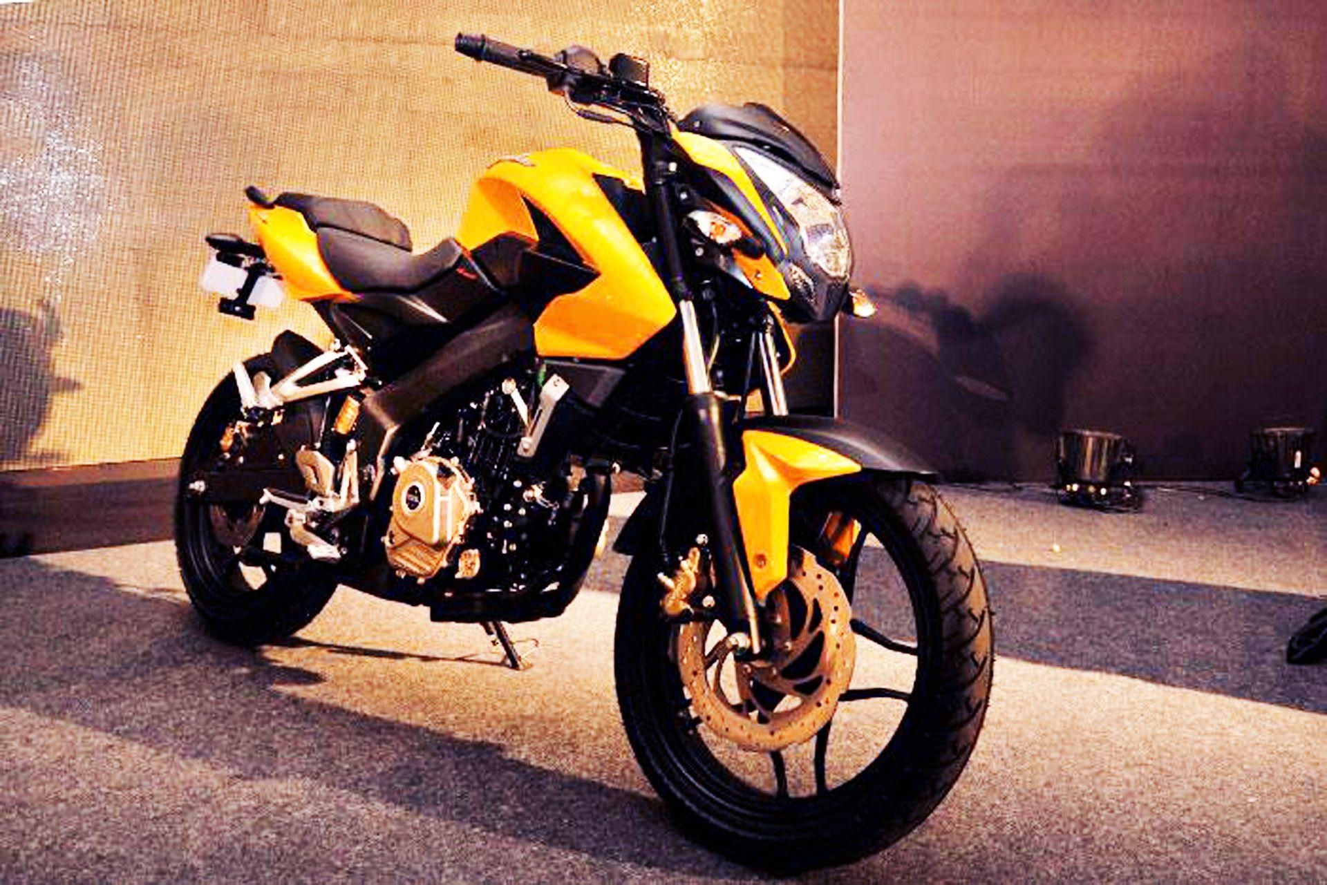 1920x1290 Bajaj Pulsar 200 NS Yellow specs, Desktop