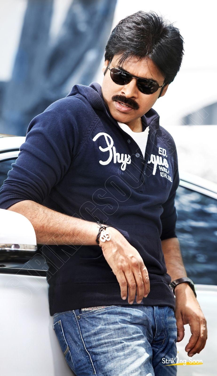 930x1600 Pawan Kalyan: pawan kalyan in attarintiki daredi photo. All, Phone