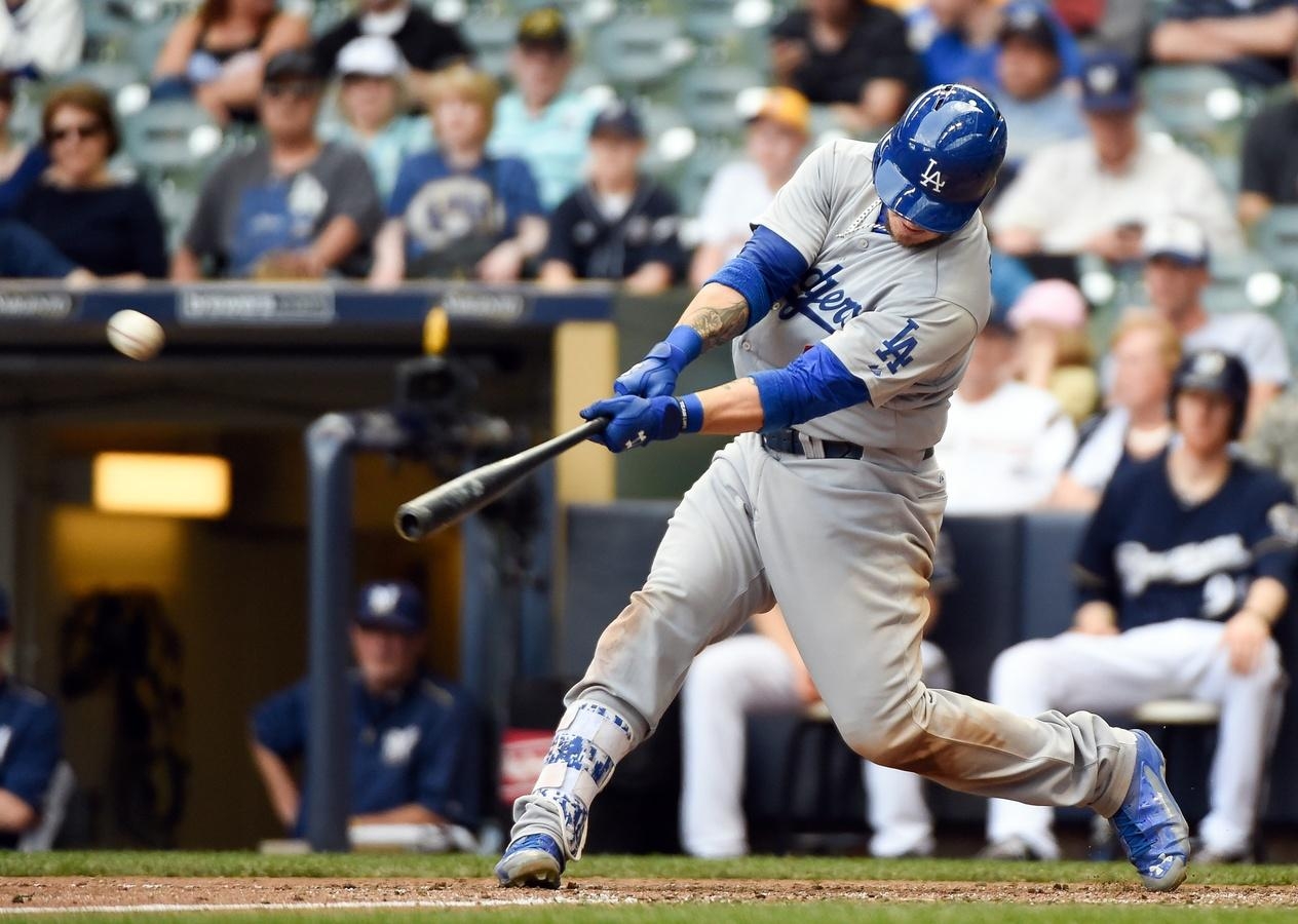 1270x900 Yasmani Grandal drives home eight, just 11th catcher to do it, Desktop