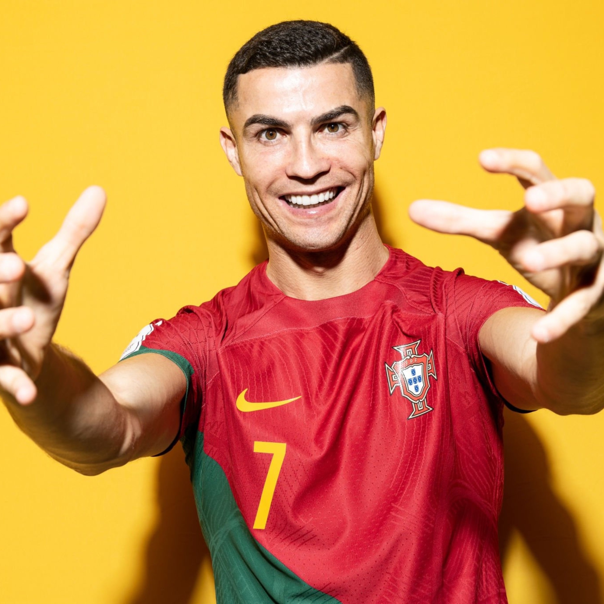 2050x2050 Cristiano Ronaldo Fifa World Cup 4k, Phone