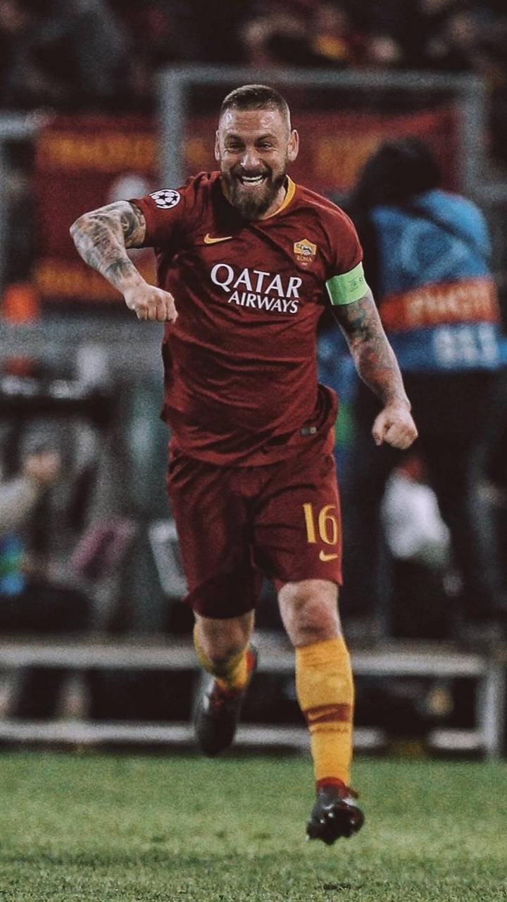 720x1280 Daniele De Rossi wallpaper, Phone