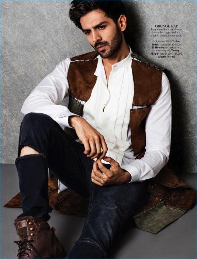 800x1050 One Man Army: Kartik Aaryan Sports Military Inspired Looks, Phone