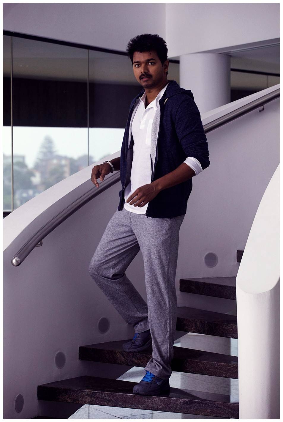 960x1420 Picture 462039. Vijay Movie New Stills, Phone