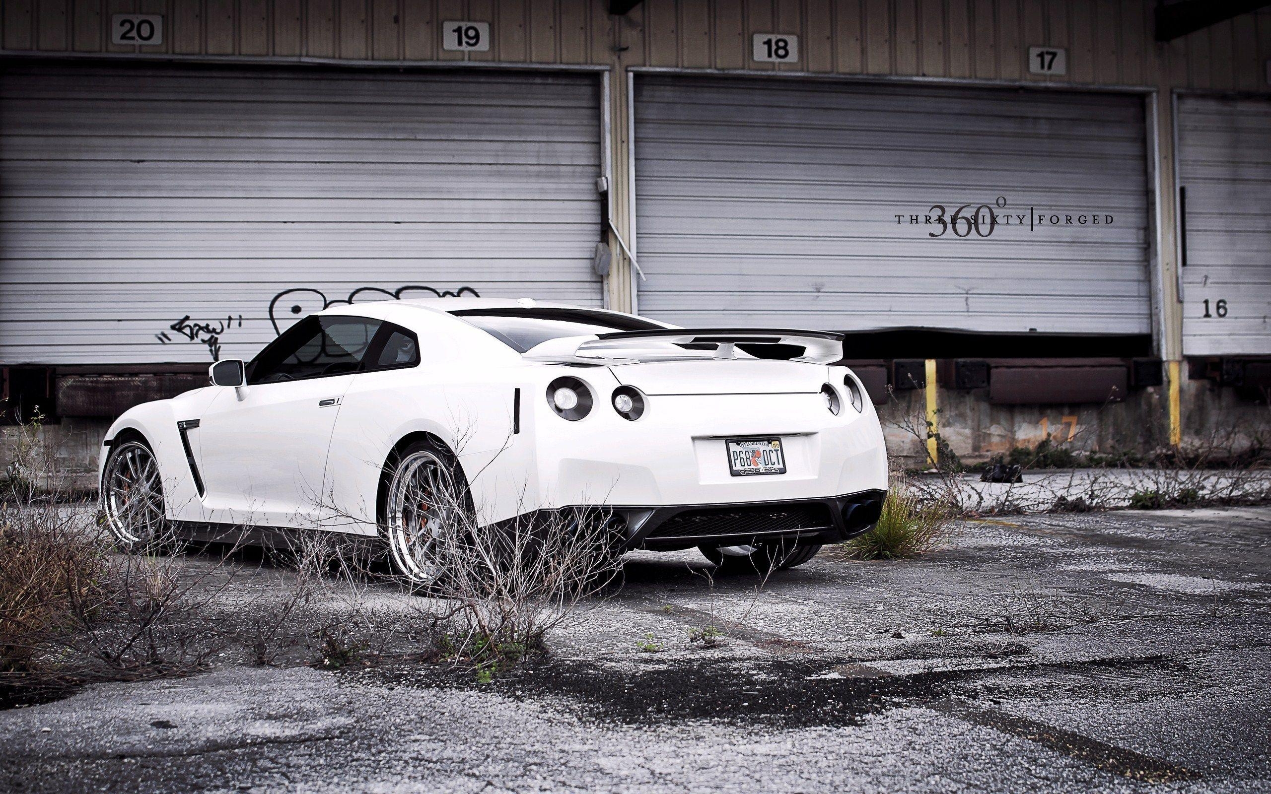 2560x1600 White Nissan Gtr Wallpaper, Desktop