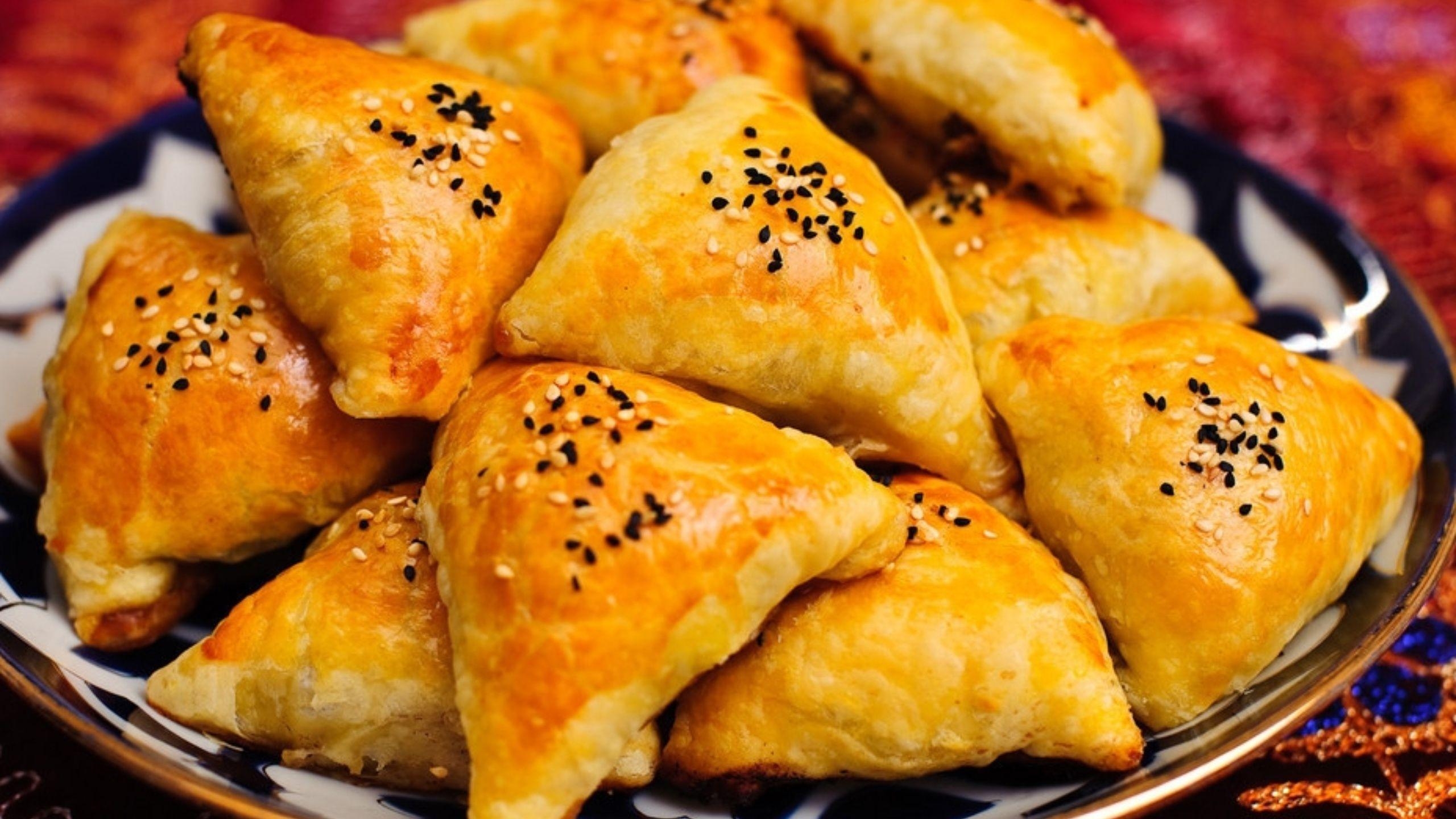 2560x1440 Uzbekistan, Meal, The Dough, Samosa, Uzbek, Food, Somsa, Desktop