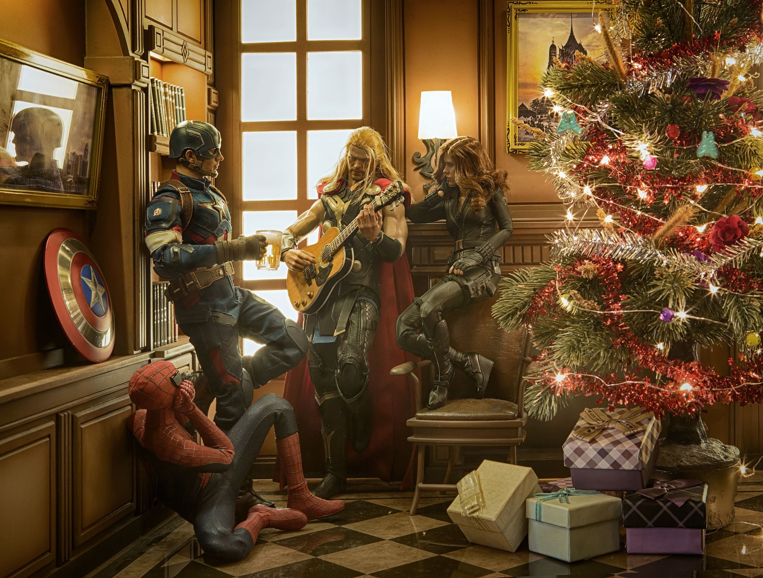 2500x1900 Comics Avengers The Avengers Christmas Christmas Tree Gift, Desktop