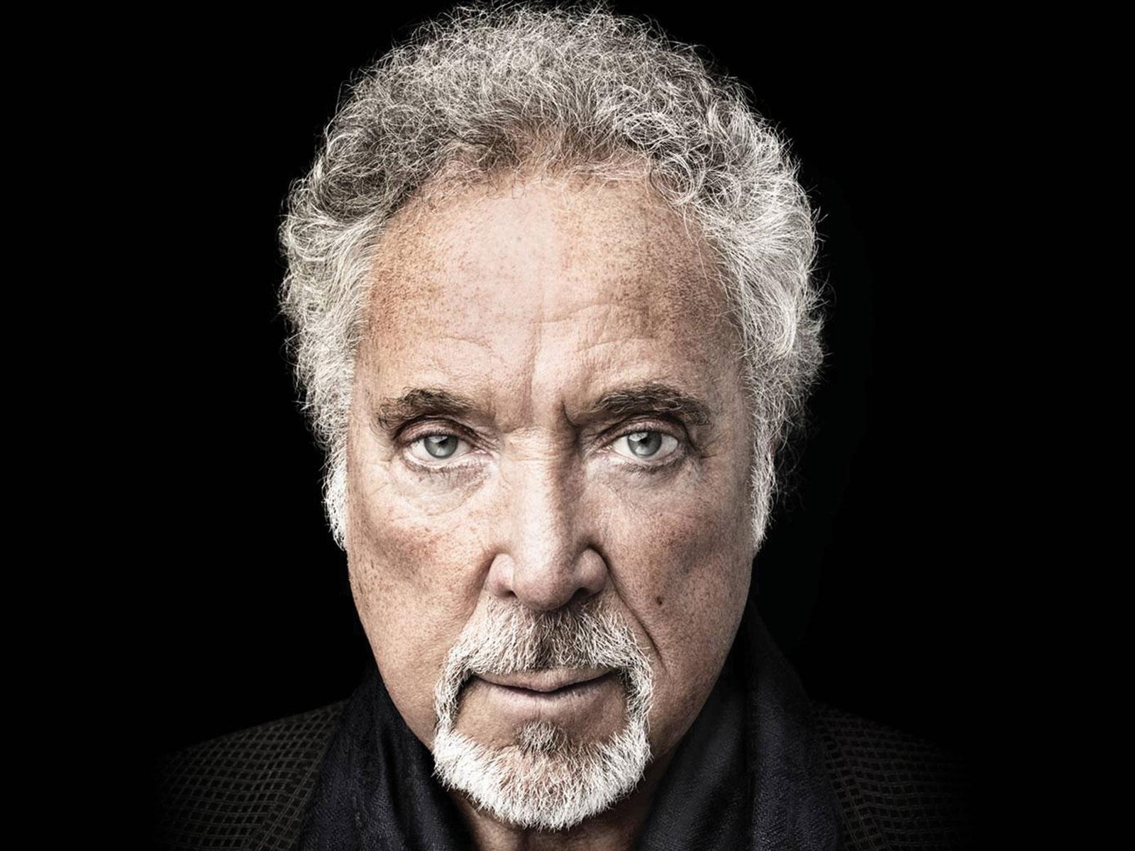 1600x1200 Catching Up with Tom Jones, Desktop