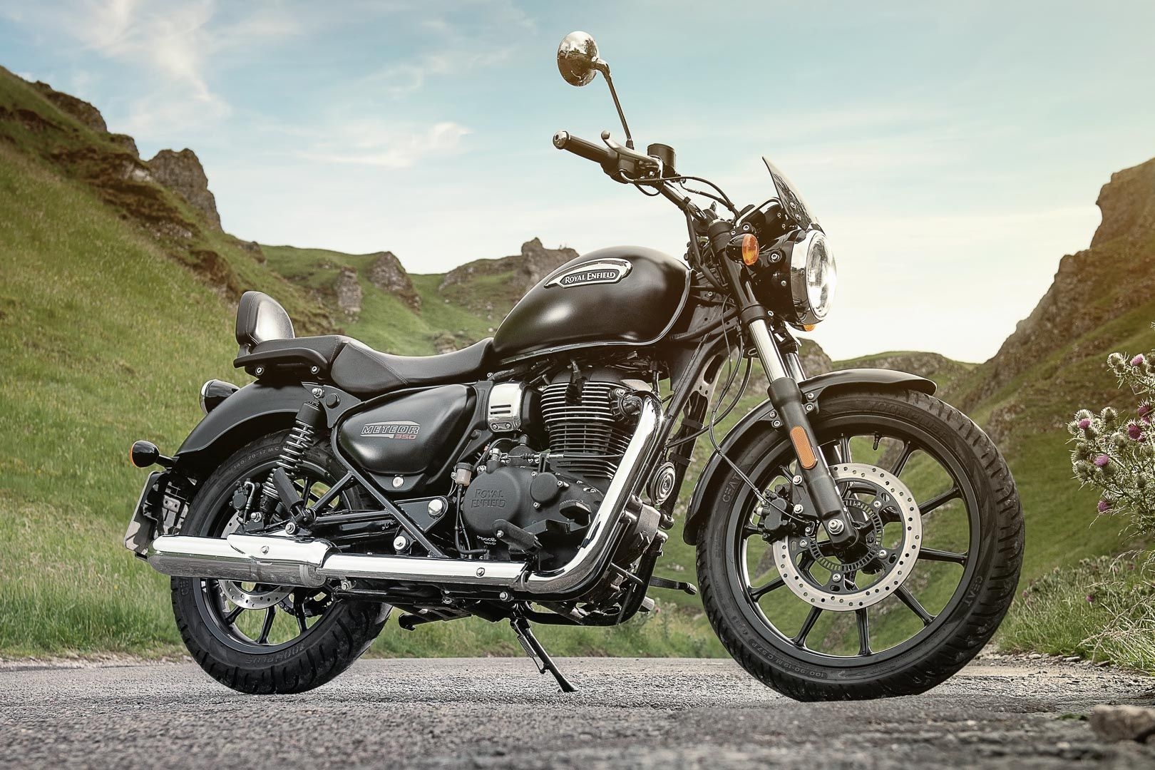 1620x1080 Royal Enfield Meteor 350 First Look (7 Fast Facts, Specs + Photo), Desktop