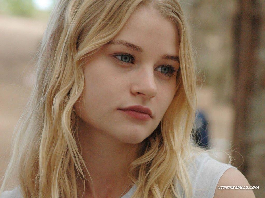 1030x770 Emilie De Ravin wallpaperx768, Desktop