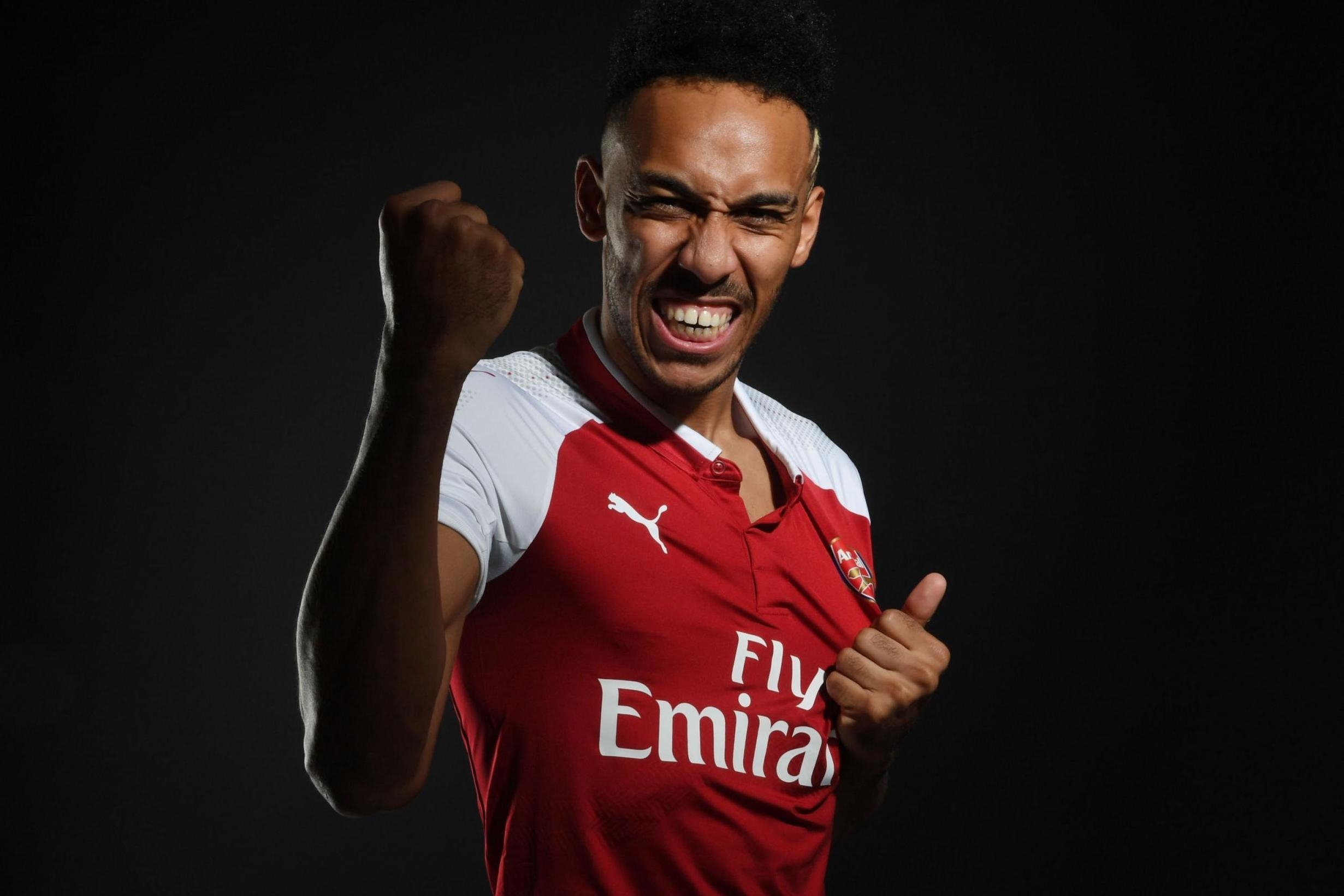 2470x1650 New Arsenal Signing Pierre Emerick Aubameyang In Picture. London, Desktop