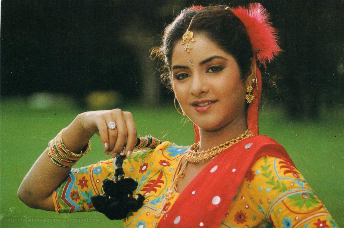 1200x800 Tamil Actress HD Wallpaper FREE Downloads: Divya Bharti HD Wallpaper, Desktop