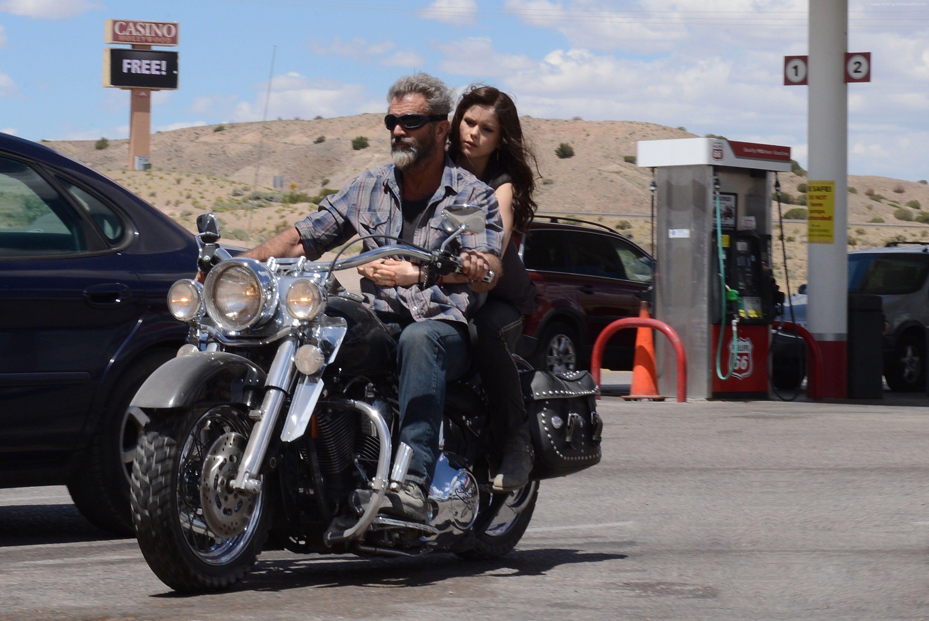 3870x2590 Wallpaper Blood Father, Mel Gibson, Erin Moriarty, best movies, Desktop