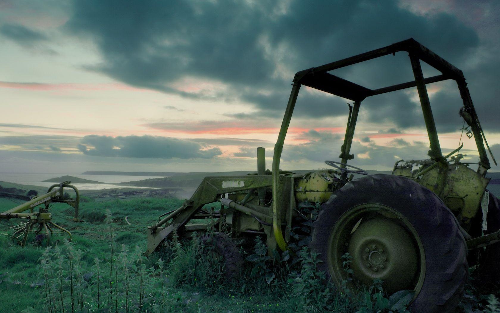 1680x1050 Tractor Wallpaper, Desktop