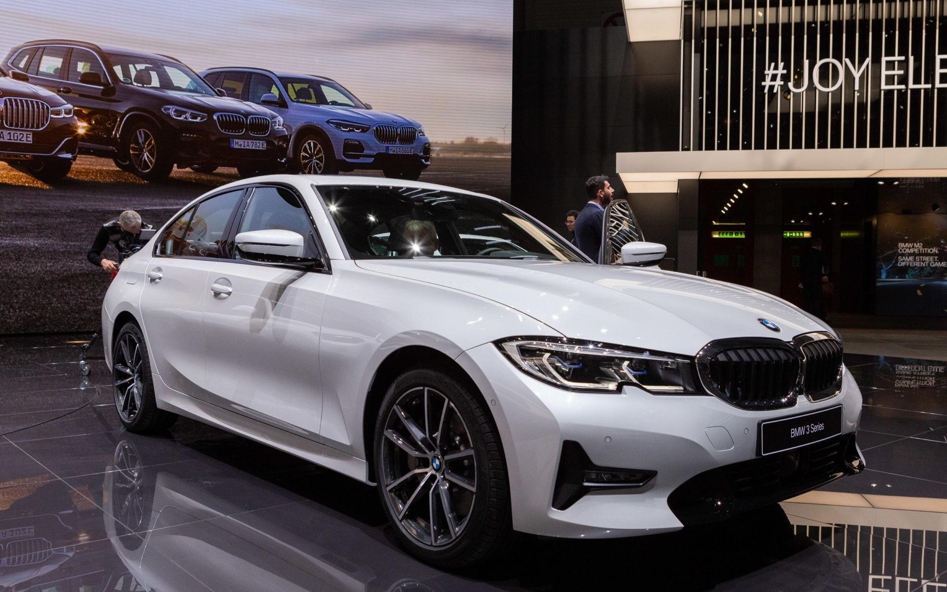 1920x1200 New BMW X 3 Series Plug In Hybrid Models Introduced In Geneva, Desktop