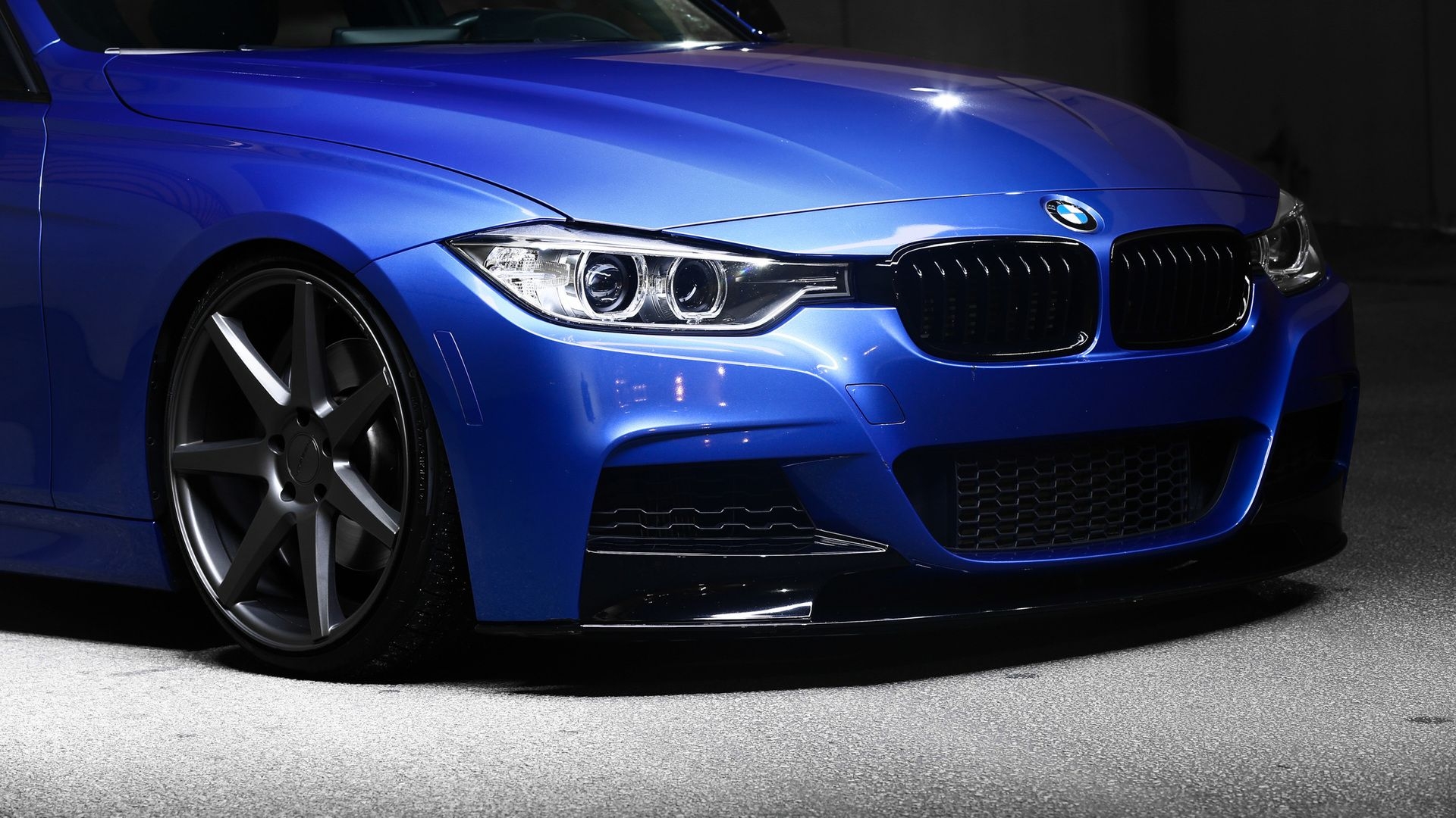 1920x1080 f 335i, disk, blue, sedan, bmw, 3 series, front, Desktop