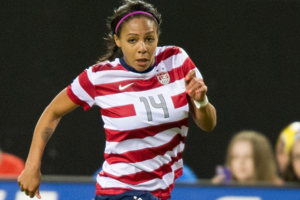 1200x800 Sydney Leroux Alleges Racially Motivated Chants Directed at Her, Desktop