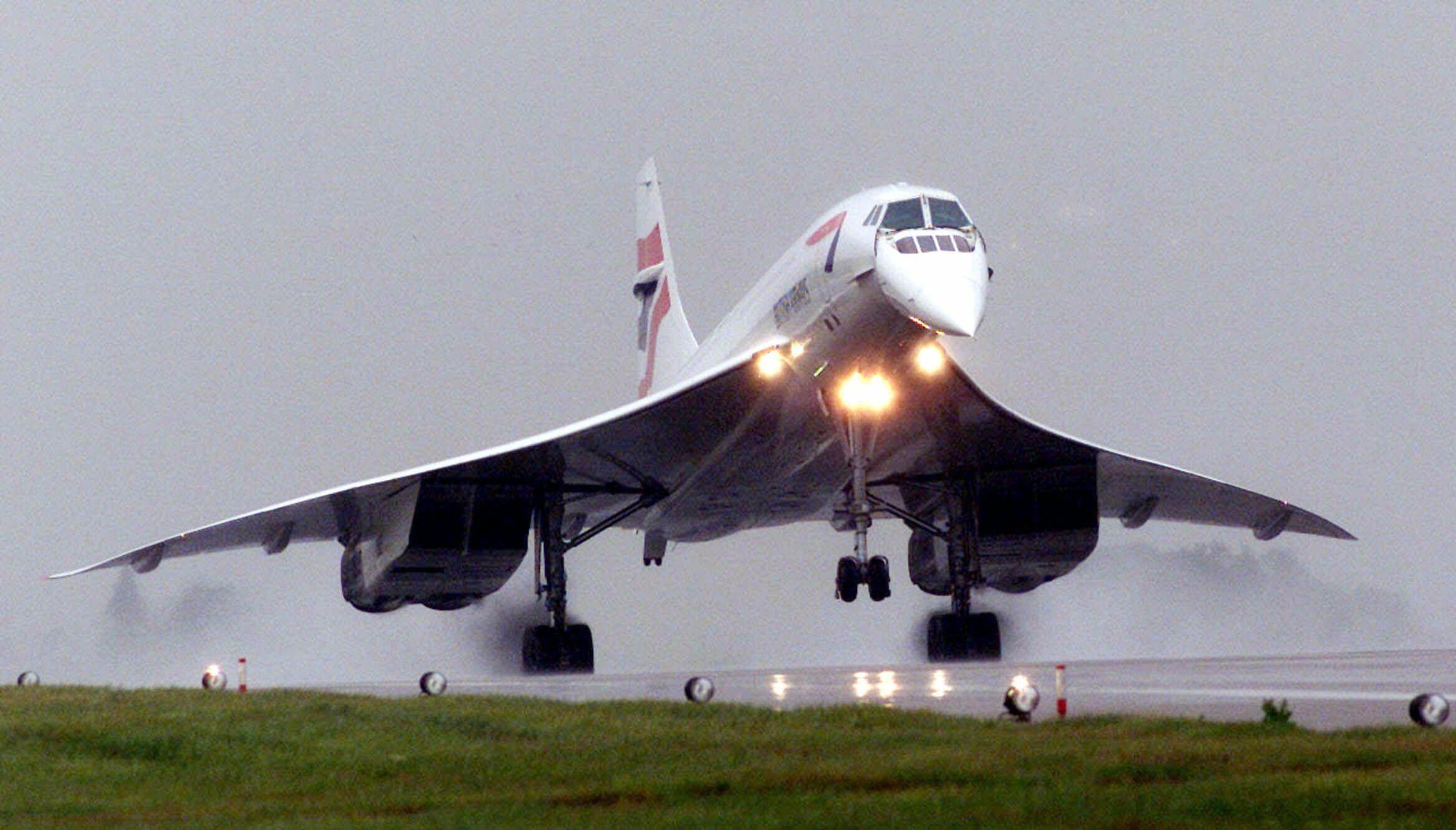 2340x1340 The Concorde made its first supersonic passenger flight 40 years, Desktop