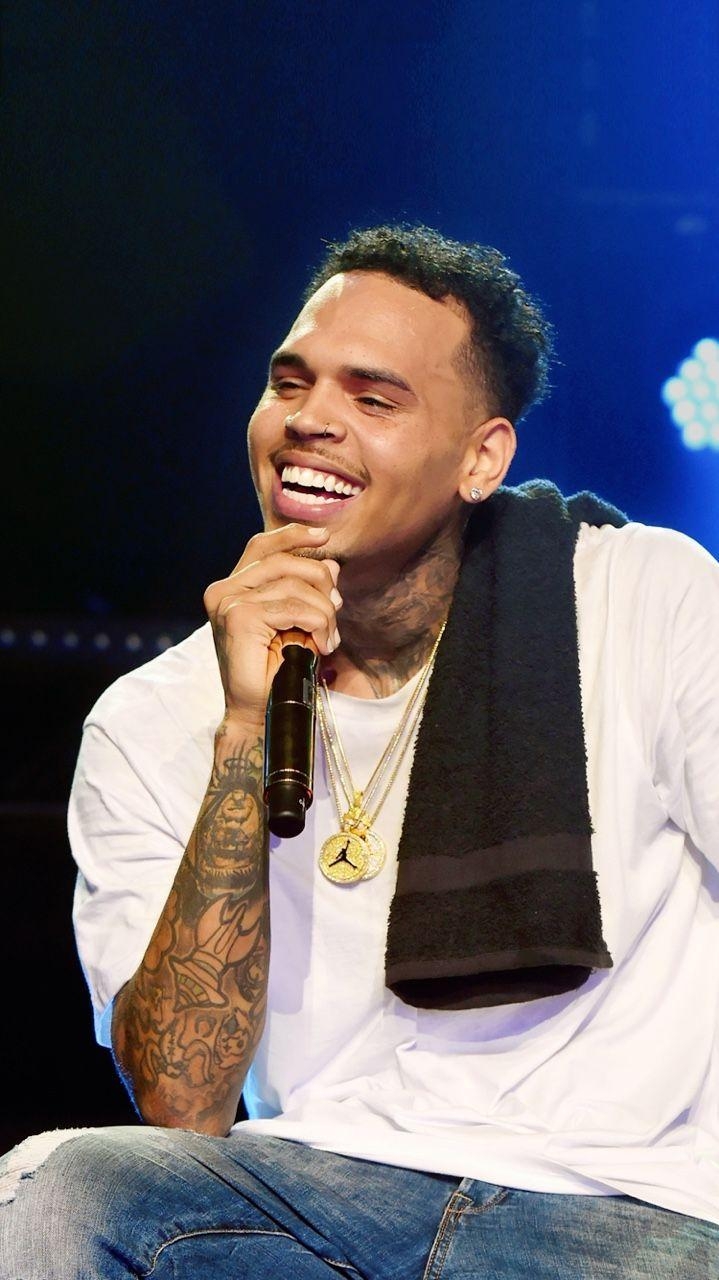 720x1280 Wallpaper for IPhone 6. Chris brown funny, Breezy chris brown, Phone