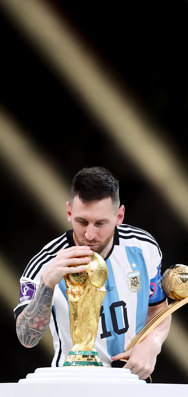 760x1600 Leo messi kissing world cup Wallpaper, Phone