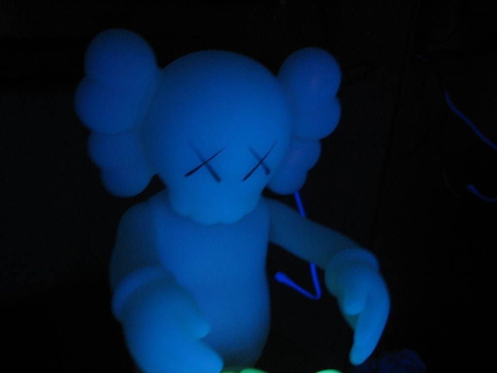 1030x770 Kaws Smurfs Wallpaper, Desktop