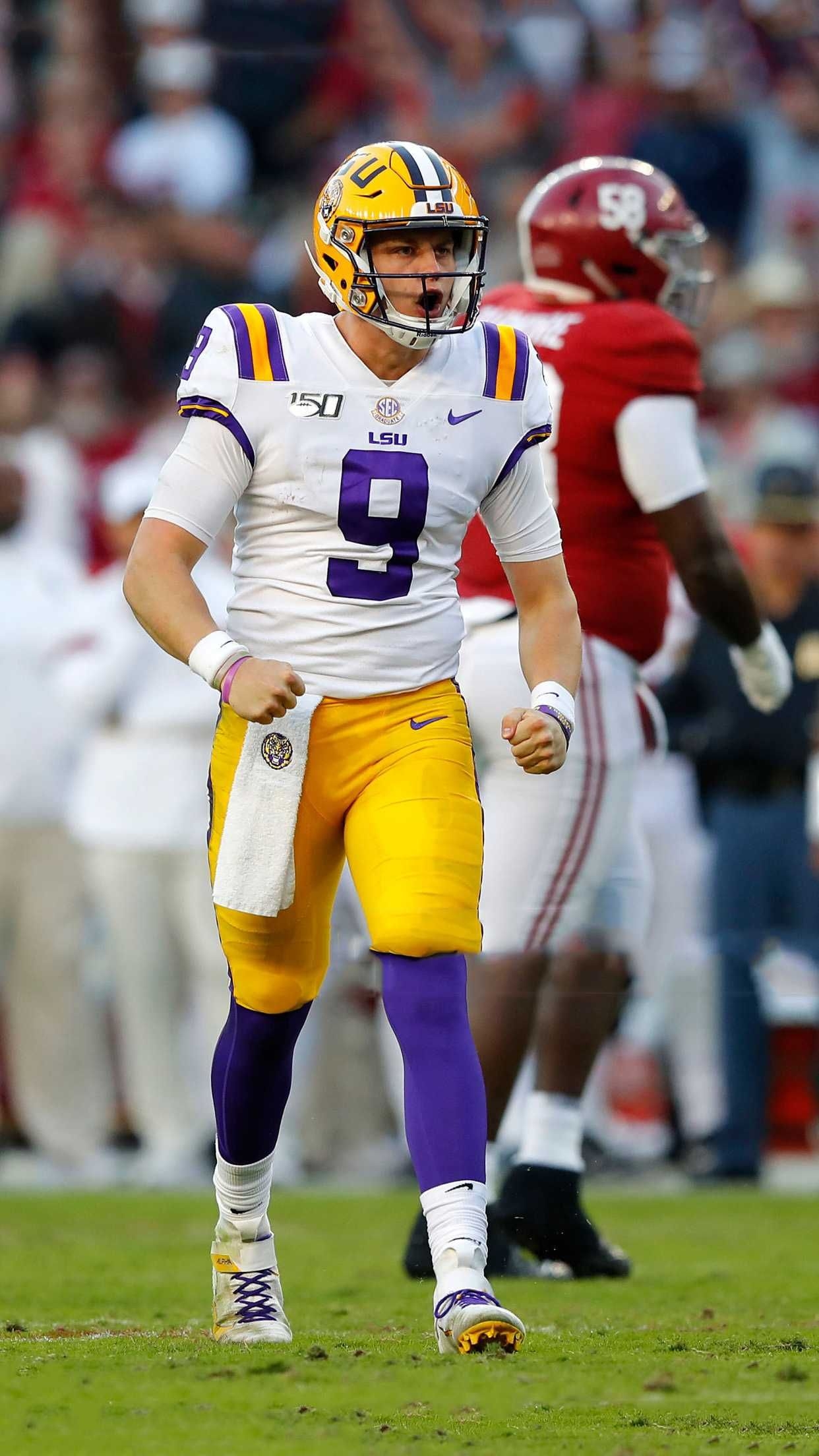 1250x2210 Joe Burrow Wallpaper. Joe burrow, Lsu football, Cincinnati bengals, Phone