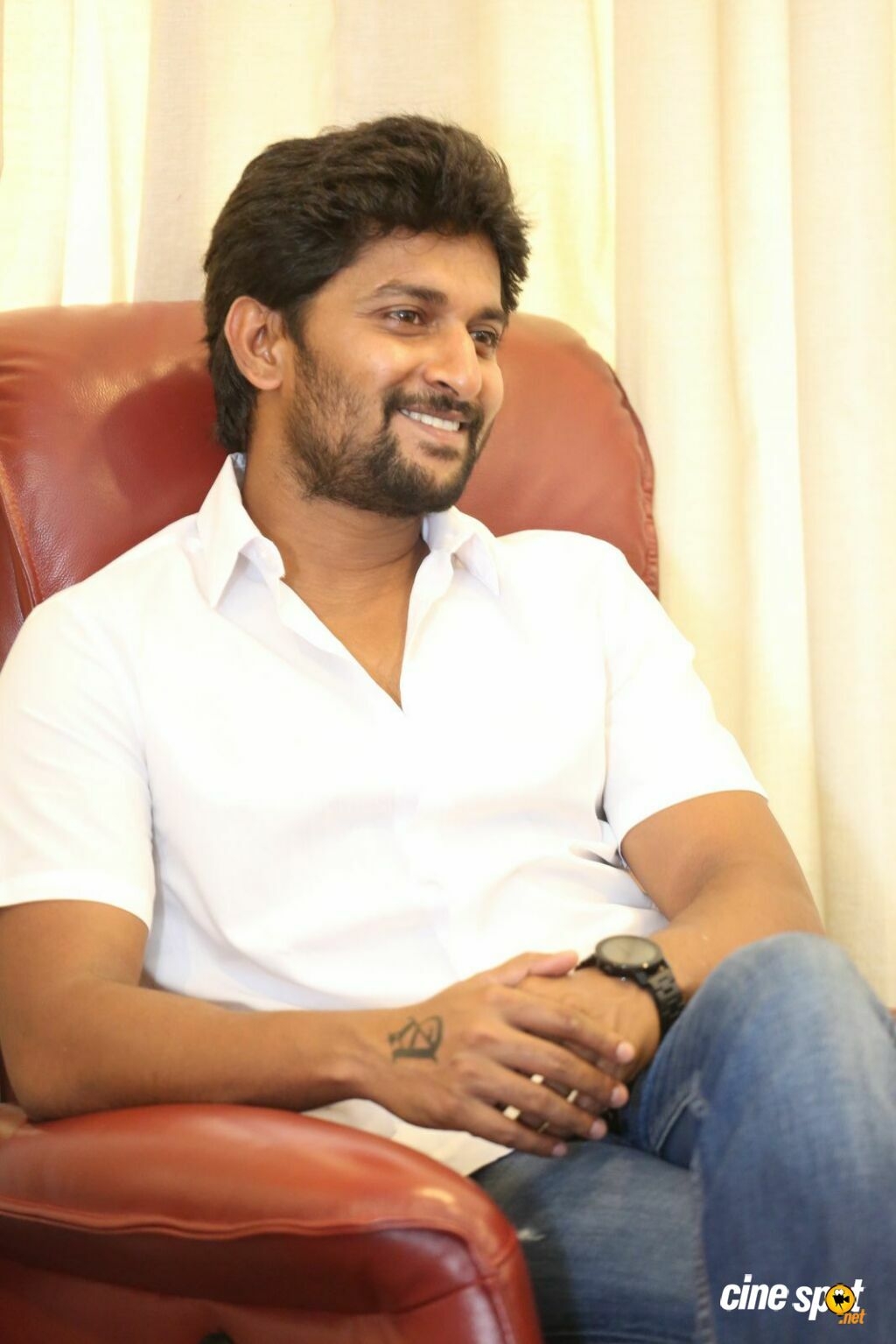 1030x1540 AWE Movie Hero Nani Interview Photo (5), Phone