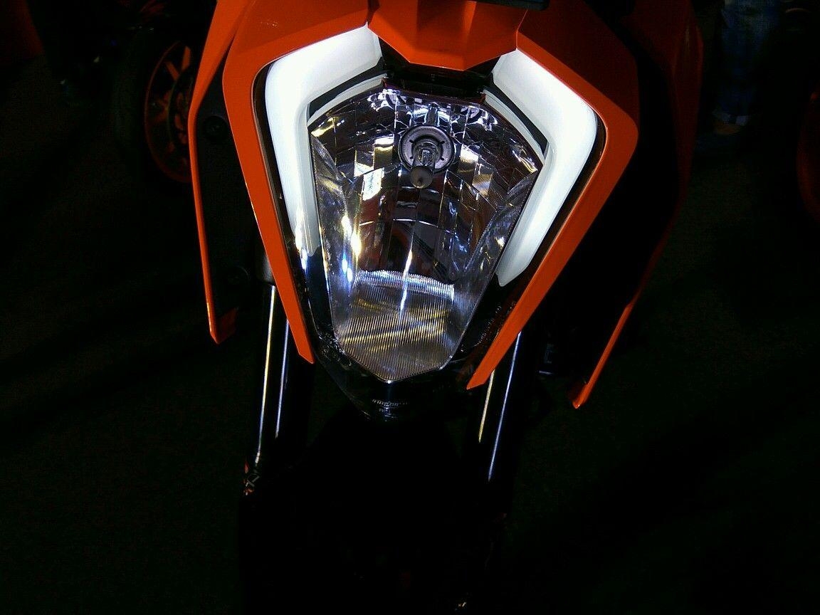 1160x870 KTM Duke 250 India launch headlamp Autos blog, Desktop